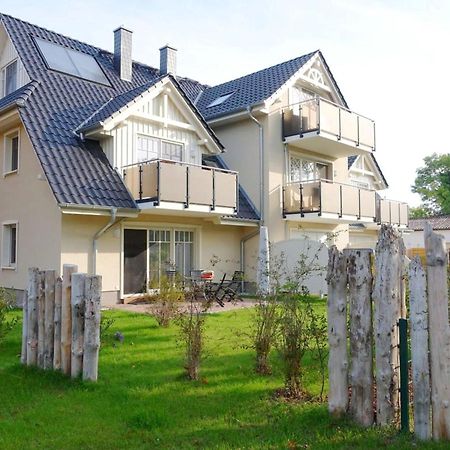 Neue Reihe 28 - Wohnung Vogelnest Цингст Екстер'єр фото